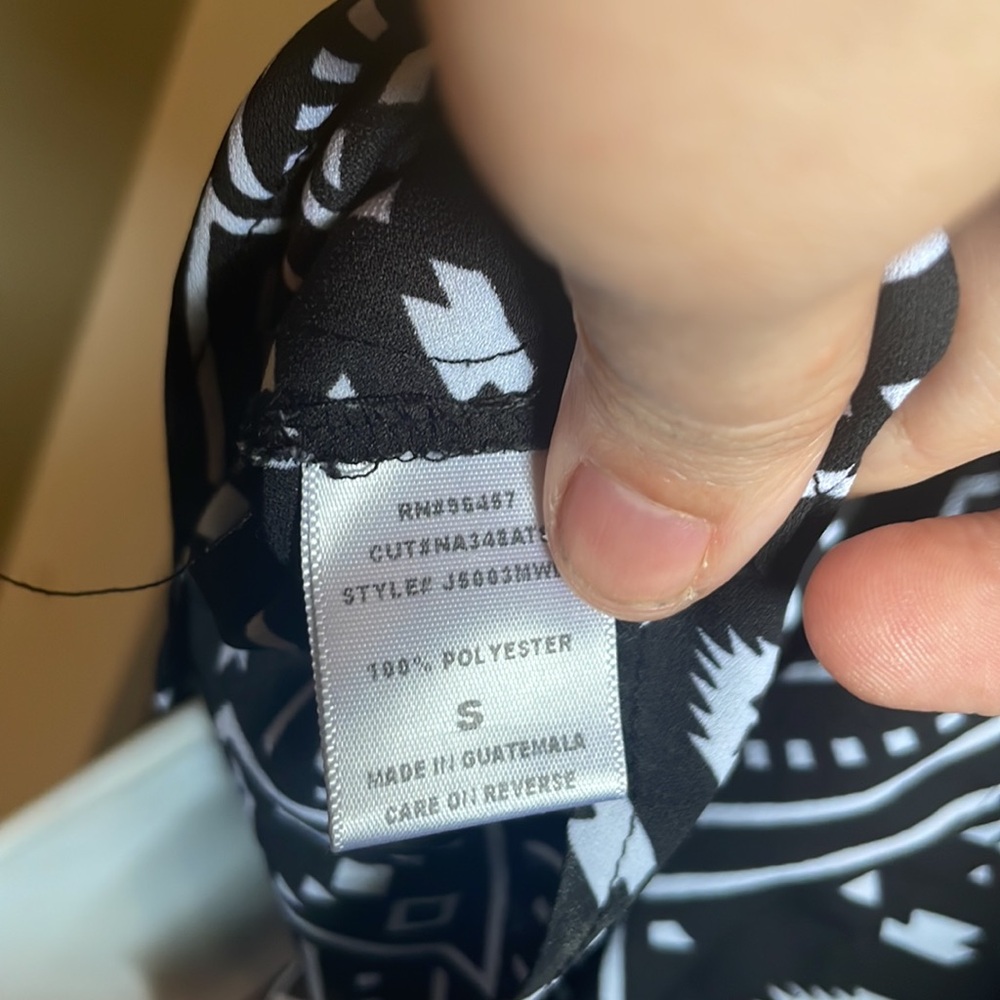 Aztec print tank - Picture 4 of 4